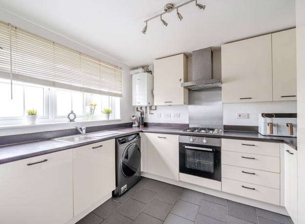 1407804 15 6981E90f2ad77