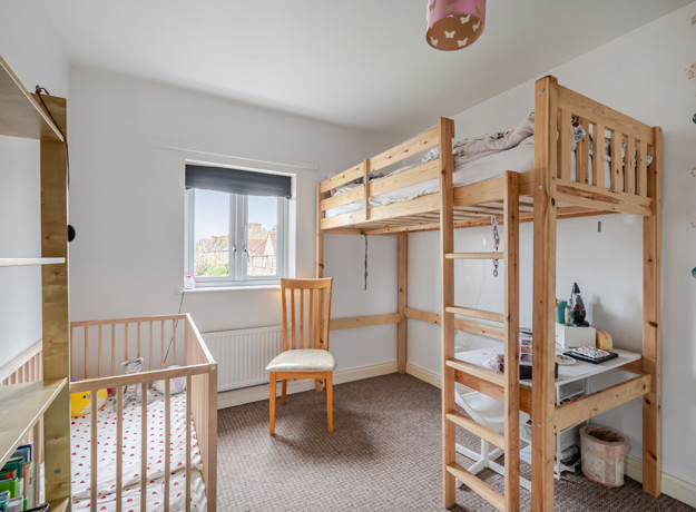 1384772 15 69244F3e56c28