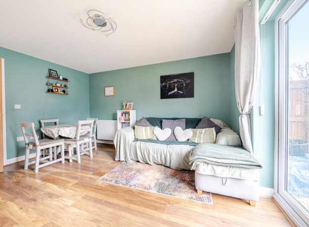 1375229 6 6909Fe7a73131