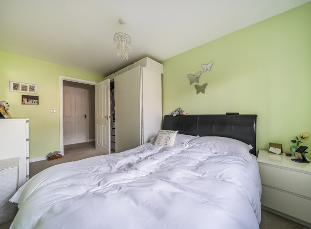 1372927 17 690355B16b127