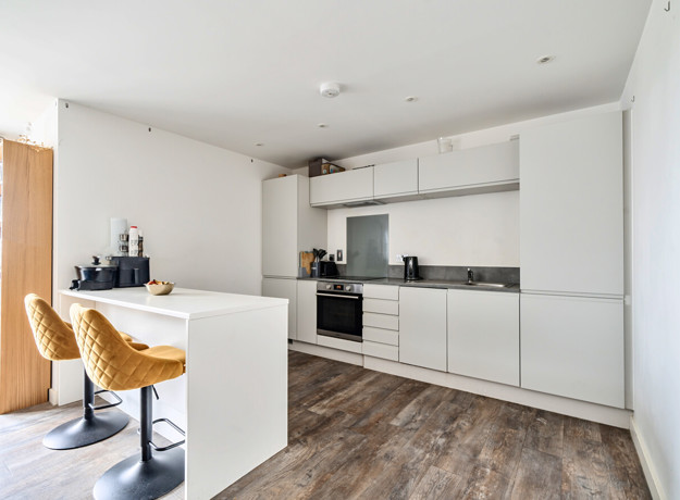 1430535 1 69B7f7f636f7e