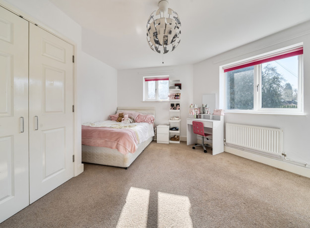 1423115 1 69A95f15f1365