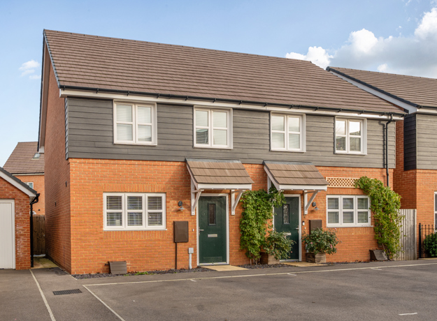 1384833 10 69270F6037098