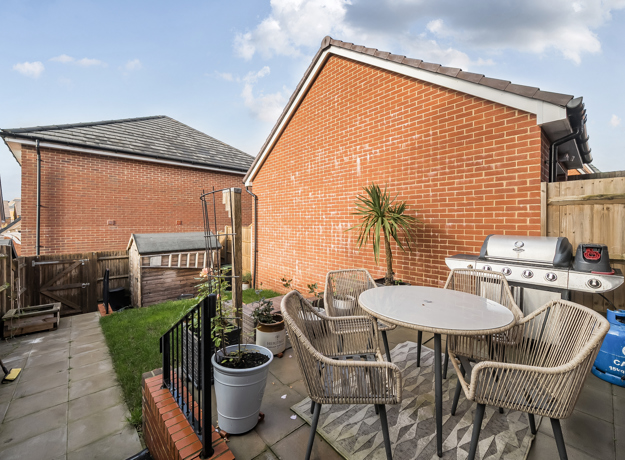 1374268 9 6904Da09da75e