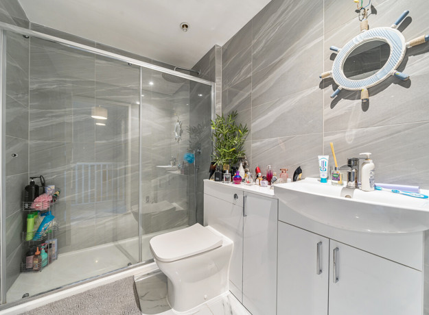 1418506 13 699F1c24c5804