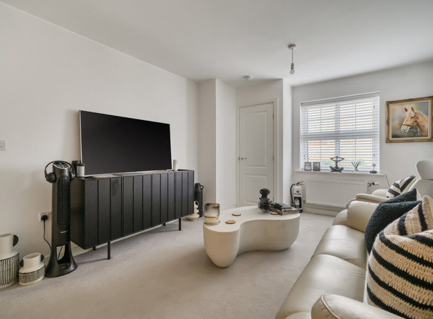 1411072 3 69930A3959c8f