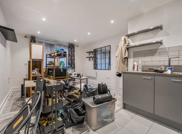 1362956 4 694415062F838