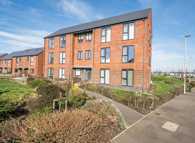 1422316 15 69A572c626108