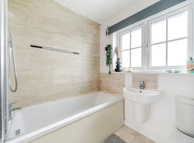 1407804 17 6981E9434961a