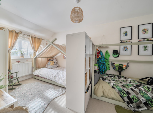 1430086 15 69B4263f63034