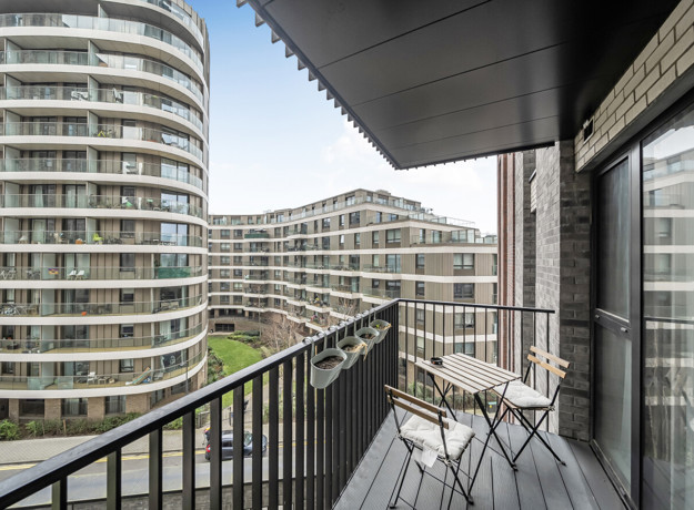 1422776 19 69Aed6fb13693