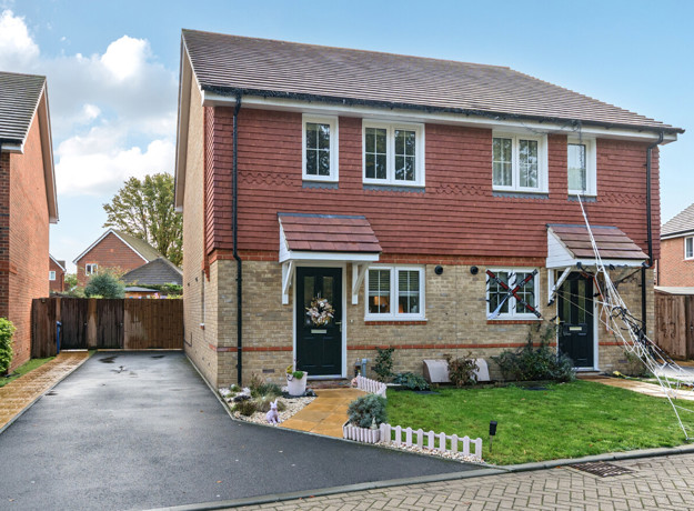 1369532 5 68F654772a714