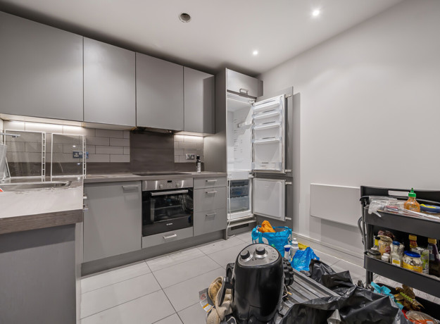 1362956 6 694415958F077