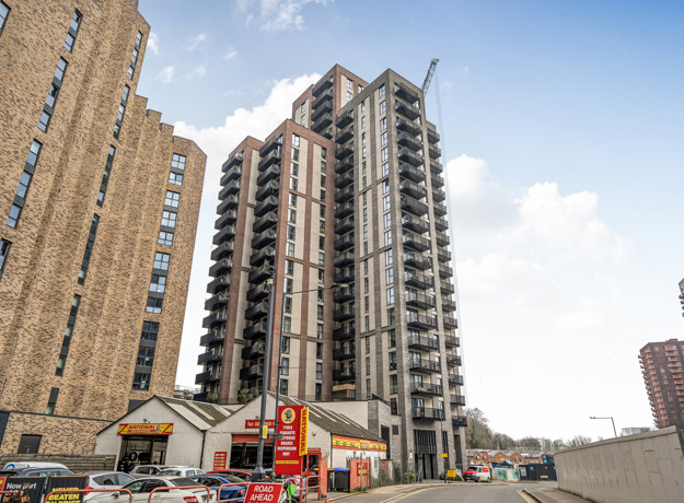 1422776 1 69Aed60f272db