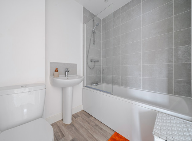 1393272 17 694A85e29fe25