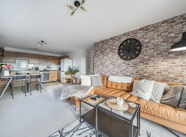 1371463 26 68F750f658bba