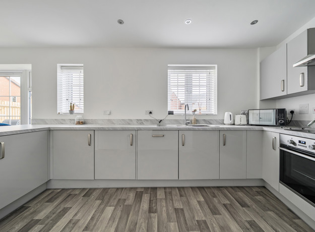 1371093 9 68F77225ed661